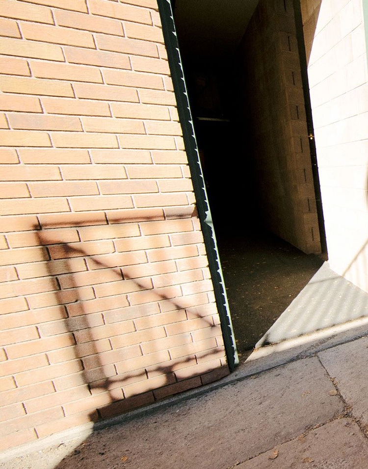 Men's Atmosphere Short Sleeve Background