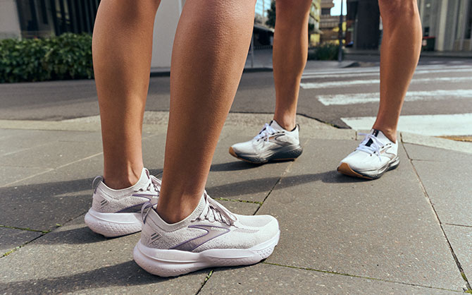 Le scarpe ideali per la camminata in pendenza: affronta la palestra e i trail con determinazione e fiducia