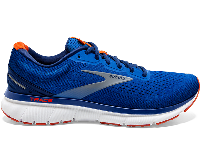brooks trace running shoes