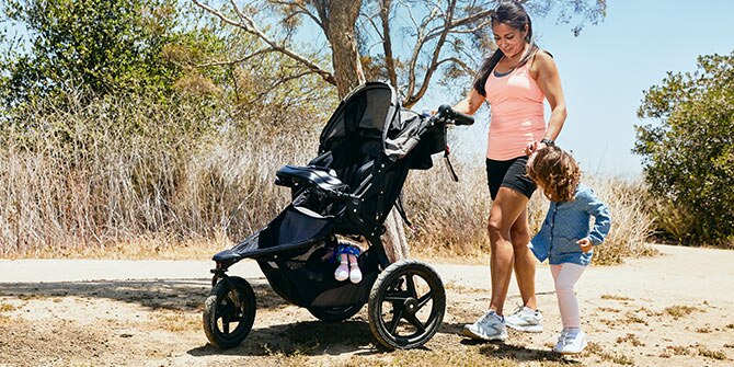 Anel with her stroller and her child