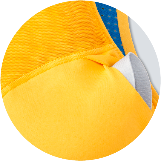 Envelope pockets for removable cups