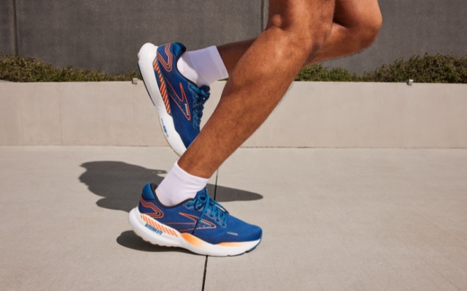 Glycerin GTS 21 shoes with GuideRails technology. 