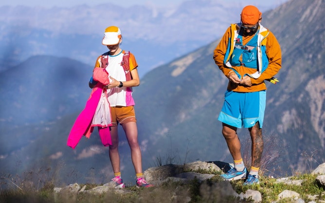 Jordi Gamito and model prepping for trail run