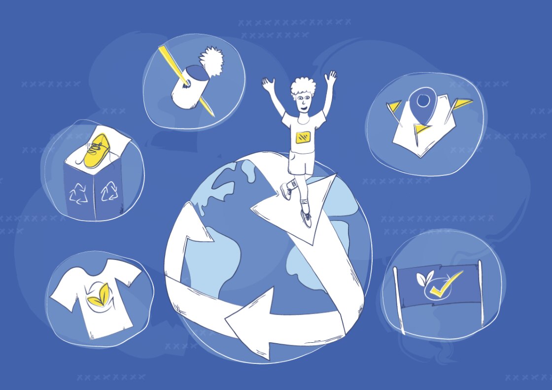 Une photo à angle bas d’un coureur marchant sur une pelouse verdoyante.