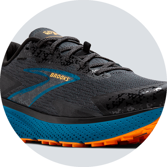 Familiar road-shoe fit