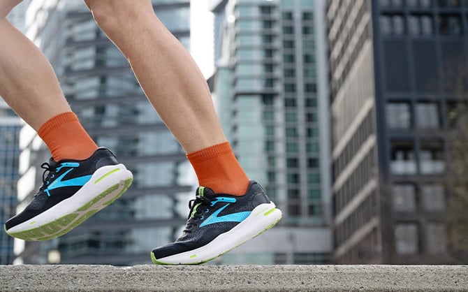 The best shoes for  plantar fasciitis Shop