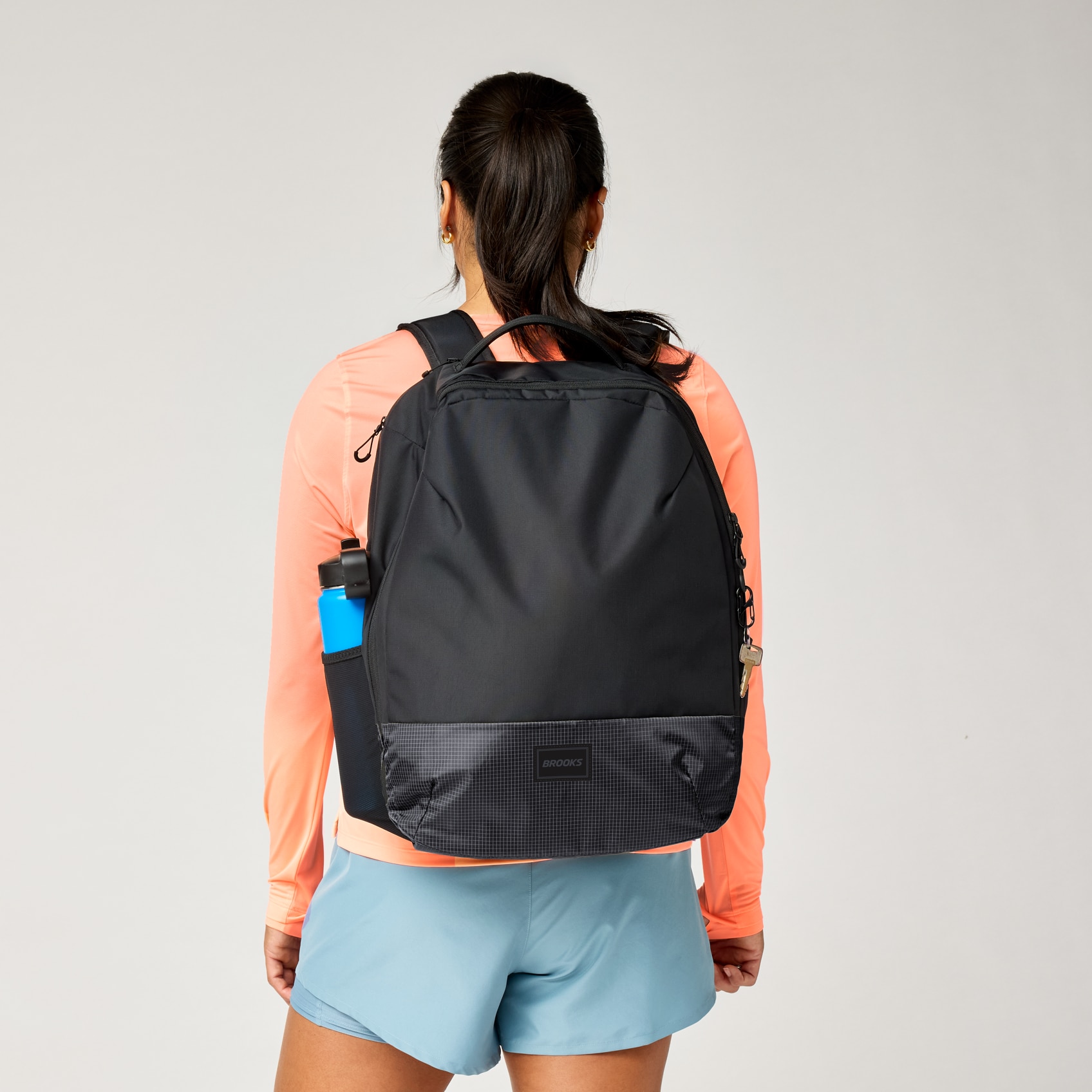 backpack for running with laptop IAMRUNBOX Lite, Water Resistant, Fits Commuting, Lightweight for Running/Cycling, Black Orange Trim : Electronics Side pockets provide easy access to water bottles Stride Backpack | Brooks Running