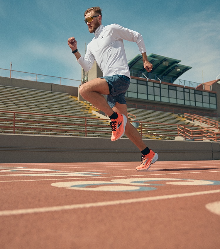 Close up shot of Josh Kerr running on the track