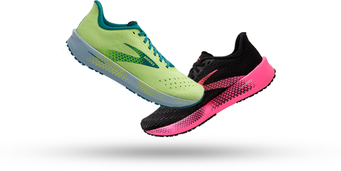 lightest brooks running shoes