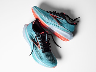 Product shot of the Brooks Hyperion running shoe