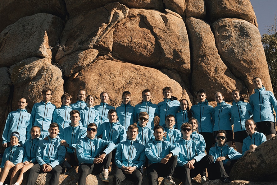 Foto de grupo de todos los Trail runners de Brooks
