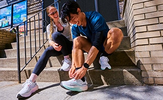 Lifestyle shot of the Brooks Glycerin running shoe