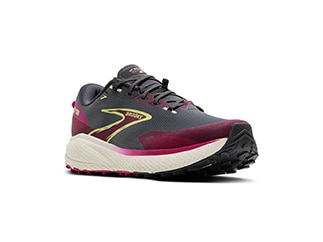 Product shot of the Brooks Divide trail running shoe