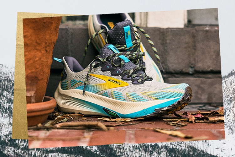 Ghost trail shoe for men in light blue and yellow