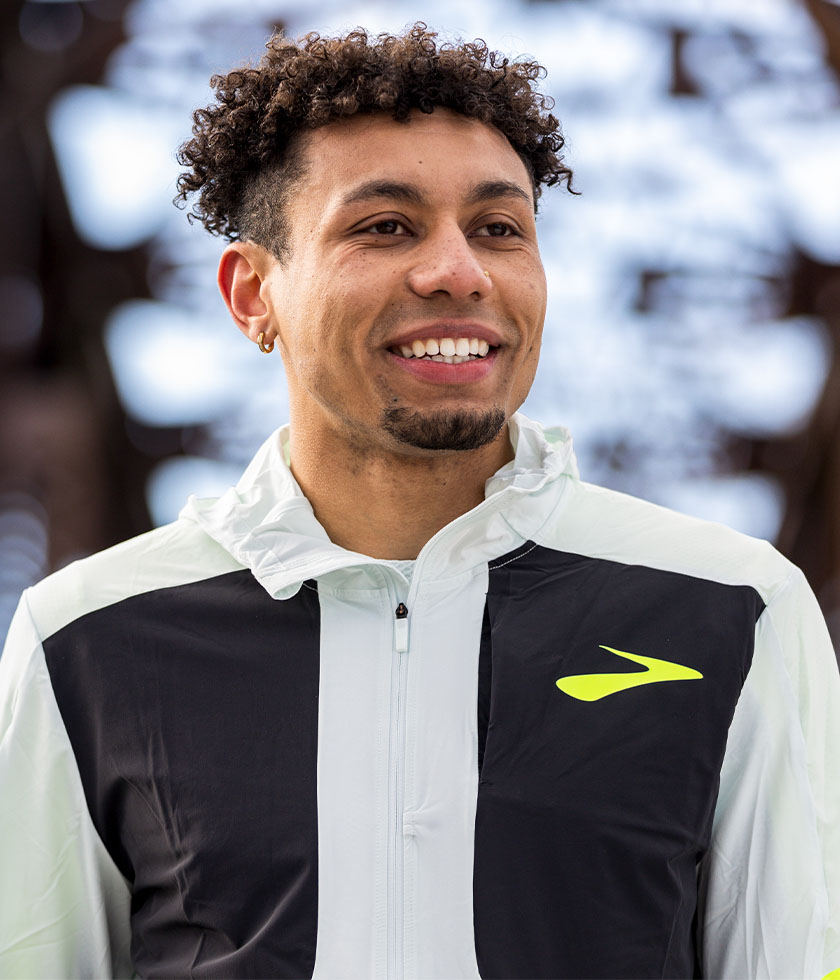 Brooks pro runner Isaiah Harris