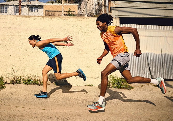 Two runners wearing Brooks gear
