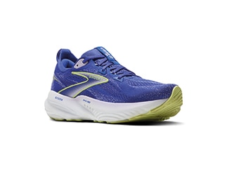 Product shot of the Brooks Glycerin running shoe
