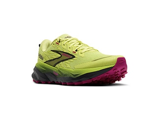 Product shot of the Brooks Cascadia running shoe