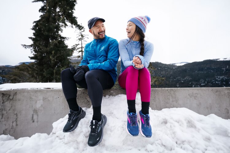 Laufschuhe, Zubehör und Laufbekleidung