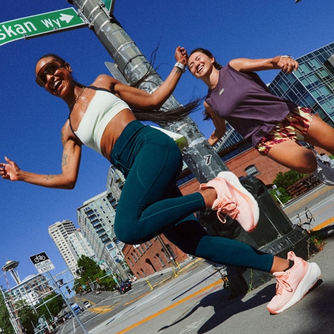 brooks runners in the city
